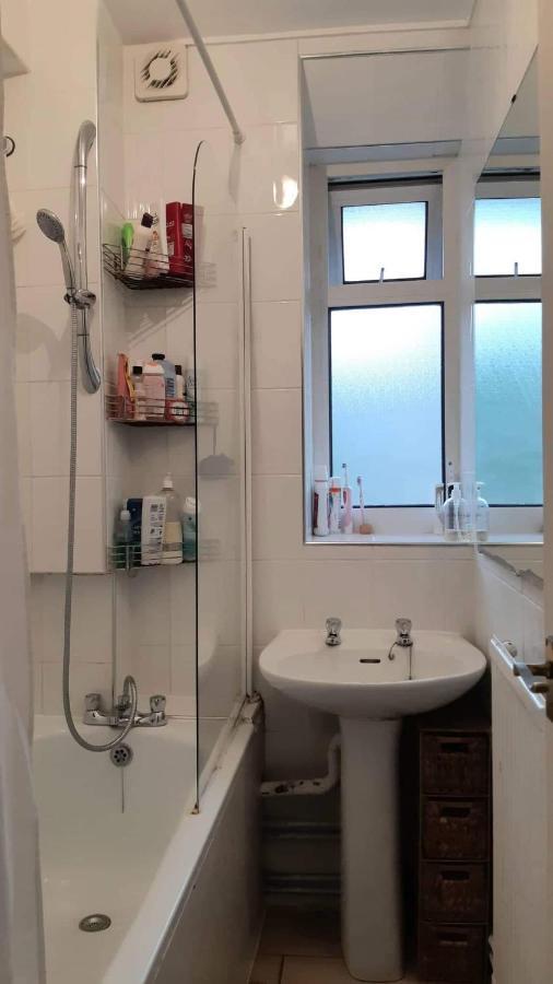 Cosy Room In Camden Town Zone 2 London Luaran gambar