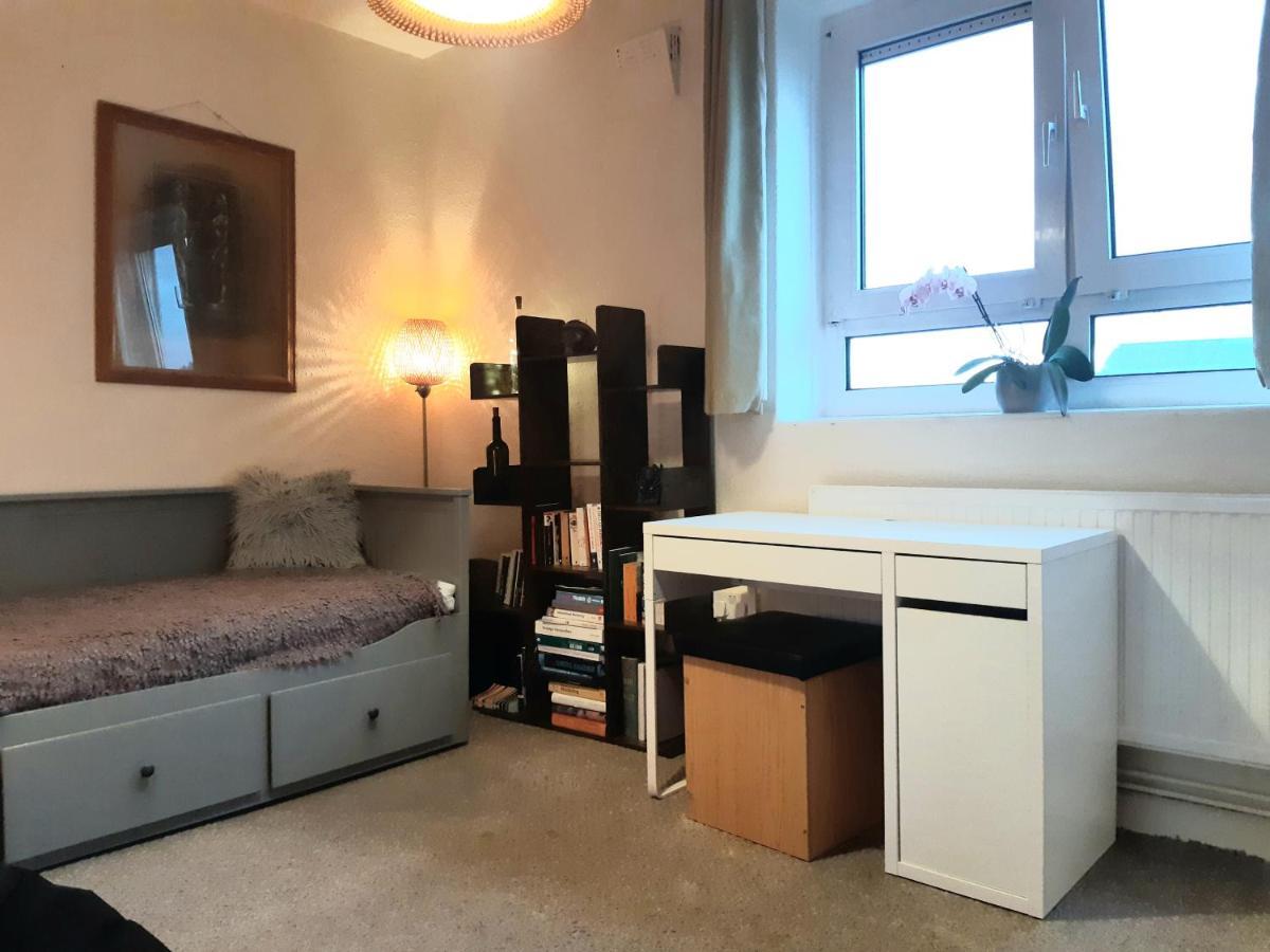 Cosy Room In Camden Town Zone 2 London Luaran gambar